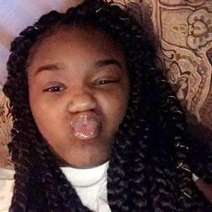 Meet your Posher, Tierra